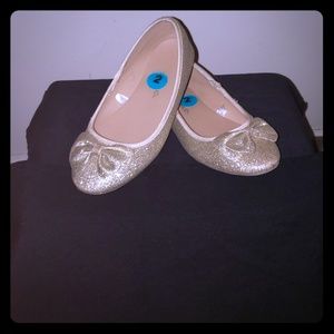 Gold Shimmer Size 2 Girls Dress Shoe
